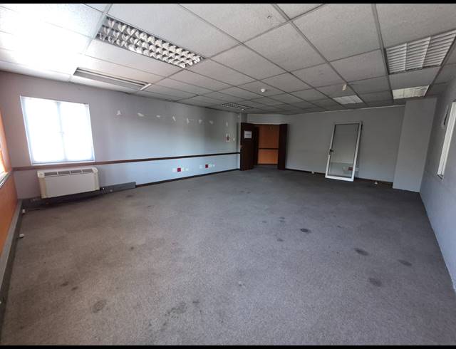 249M² OFFICE TO LET IN RIVONIA